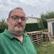 Fabrice Doucouré, passionné de menuiserie à Namur